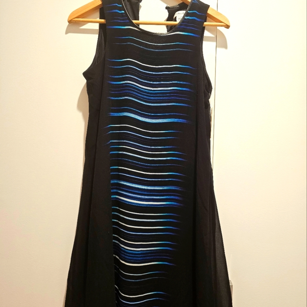 Calvin klein Sleeveless shift dress size 4 new with tag